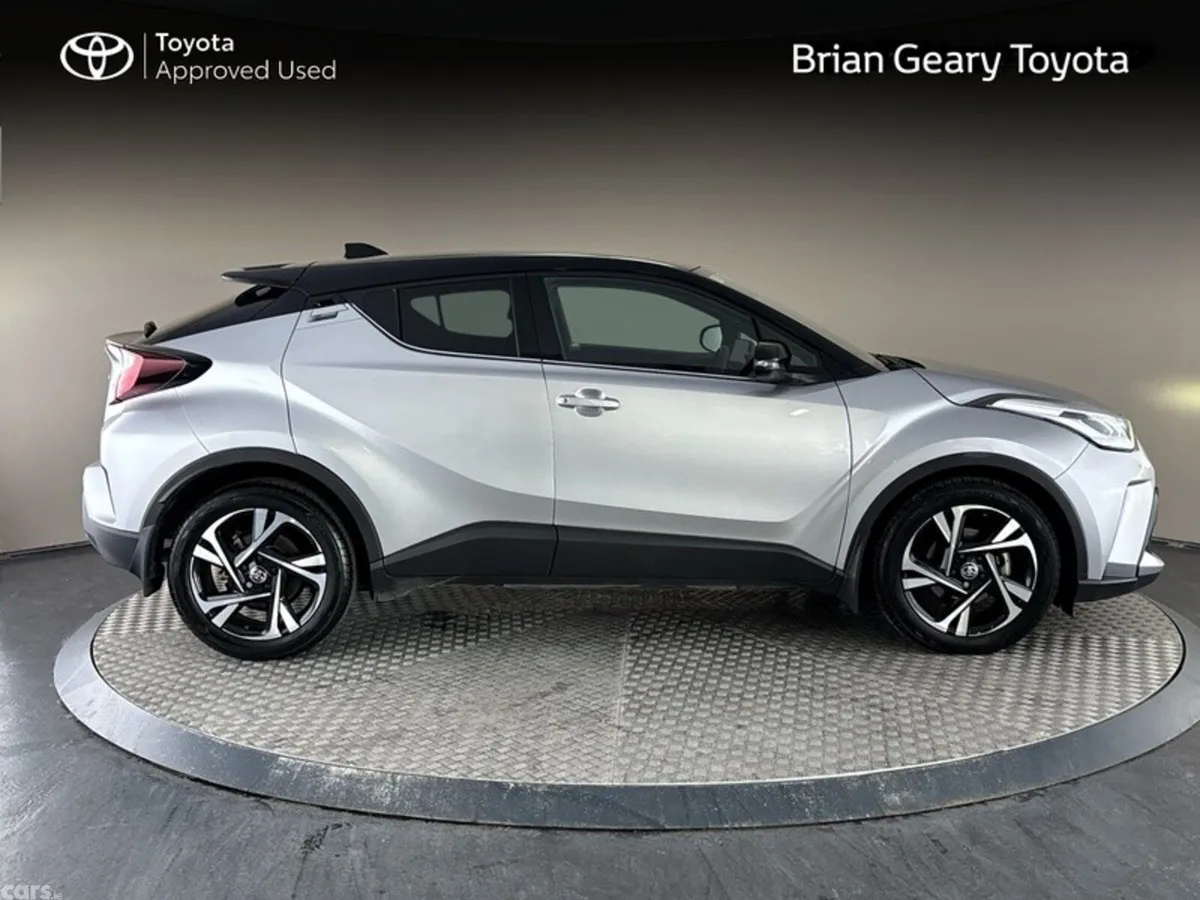 Toyota C-HR SUV, Petrol Hybrid, 2023, Grey