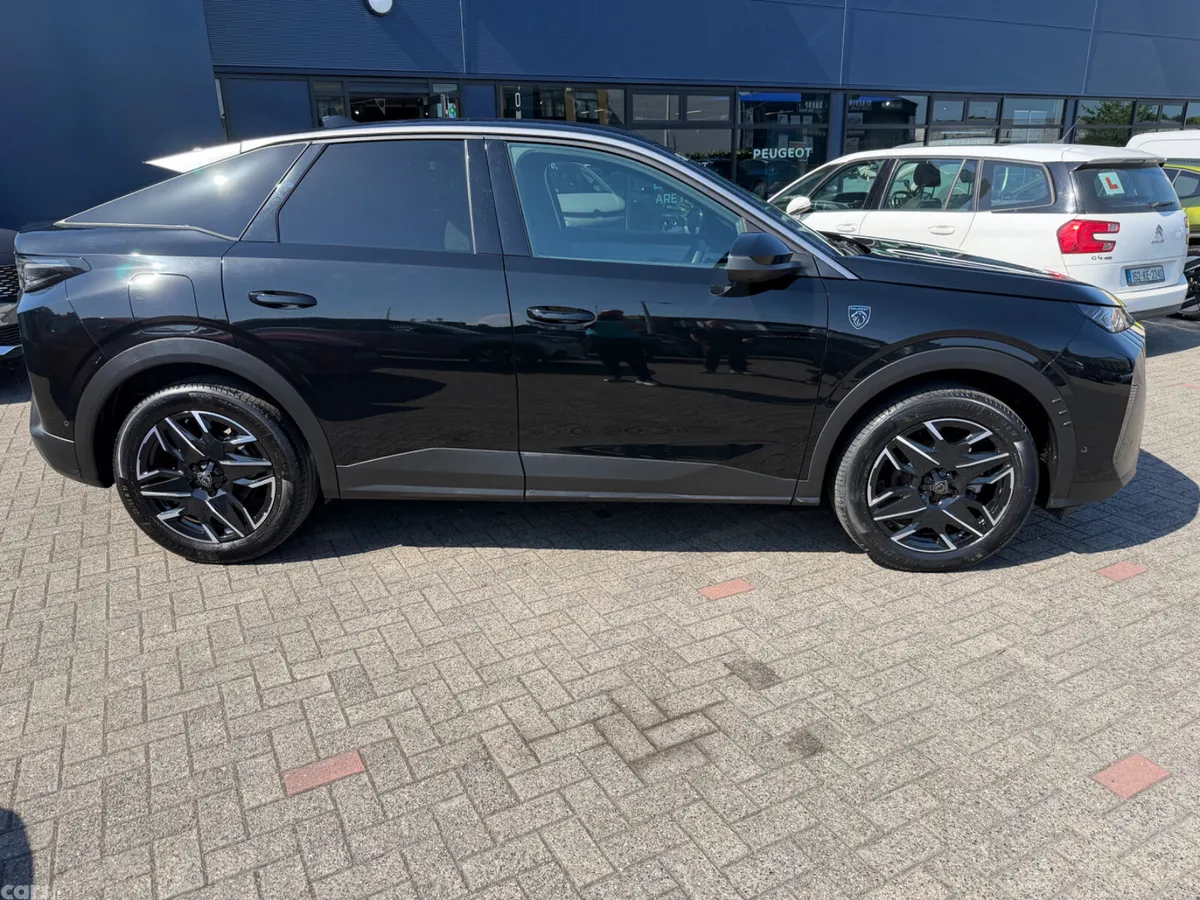 Peugeot 3008 MPV, Petrol Hybrid, 2025, Black