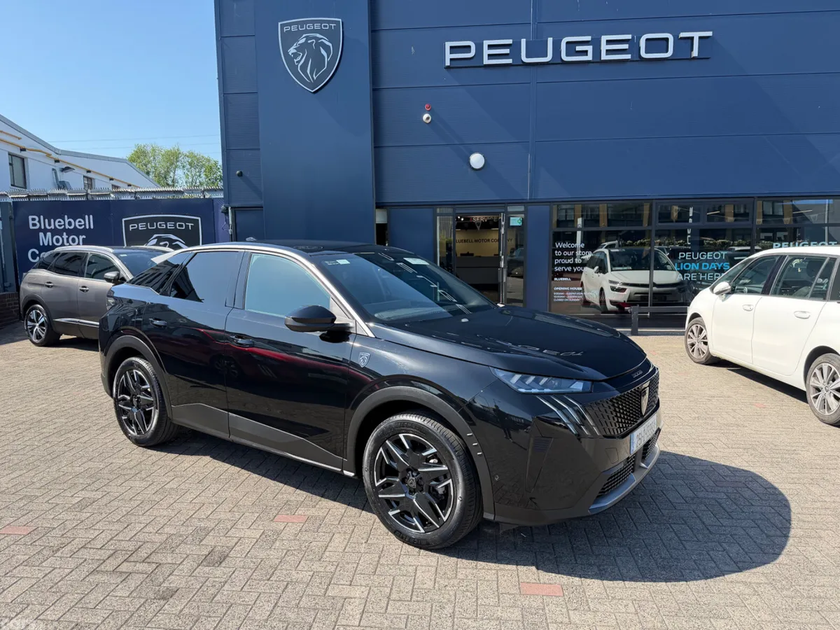 Peugeot 3008 MPV, Petrol Hybrid, 2025, Black