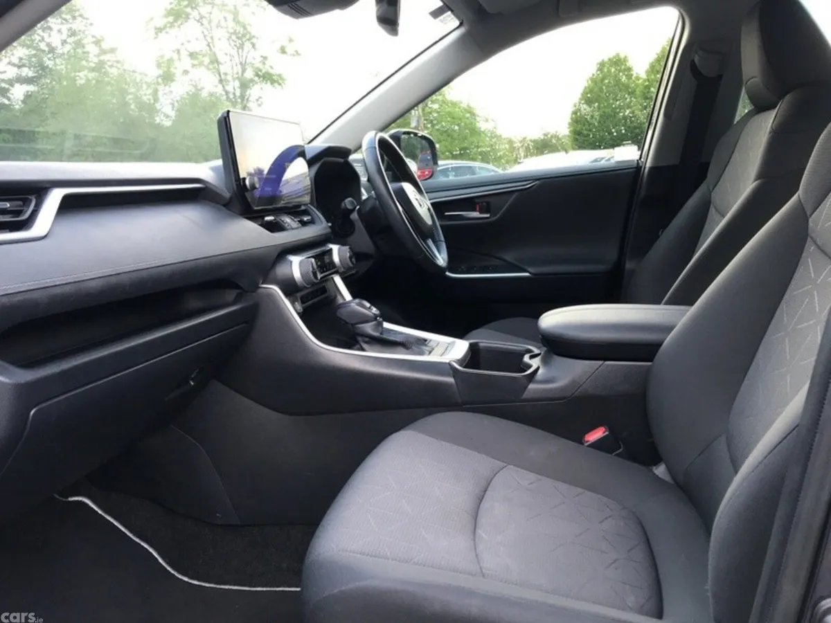 Toyota RAV4 SUV, Petrol Hybrid, 2023, Blue