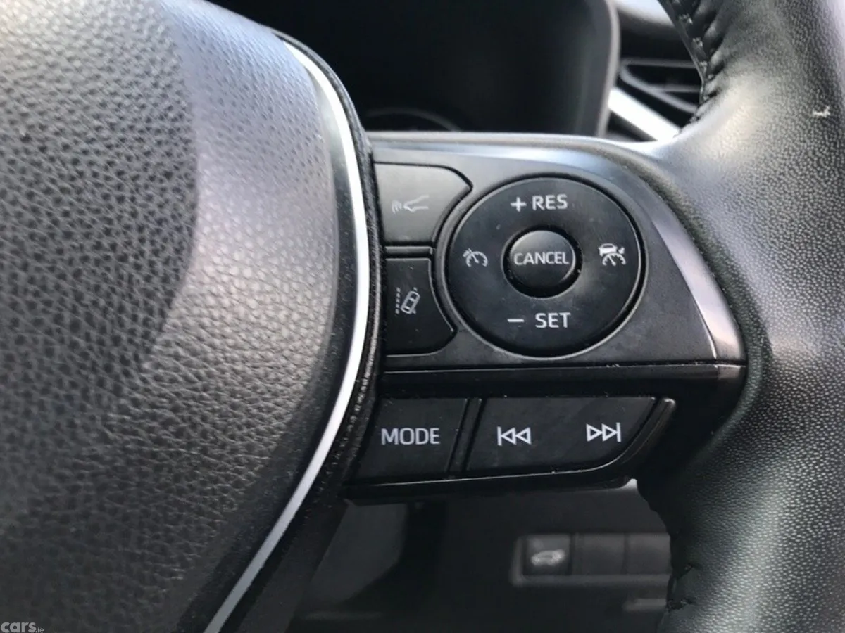 Toyota RAV4 SUV, Petrol Hybrid, 2023, Blue