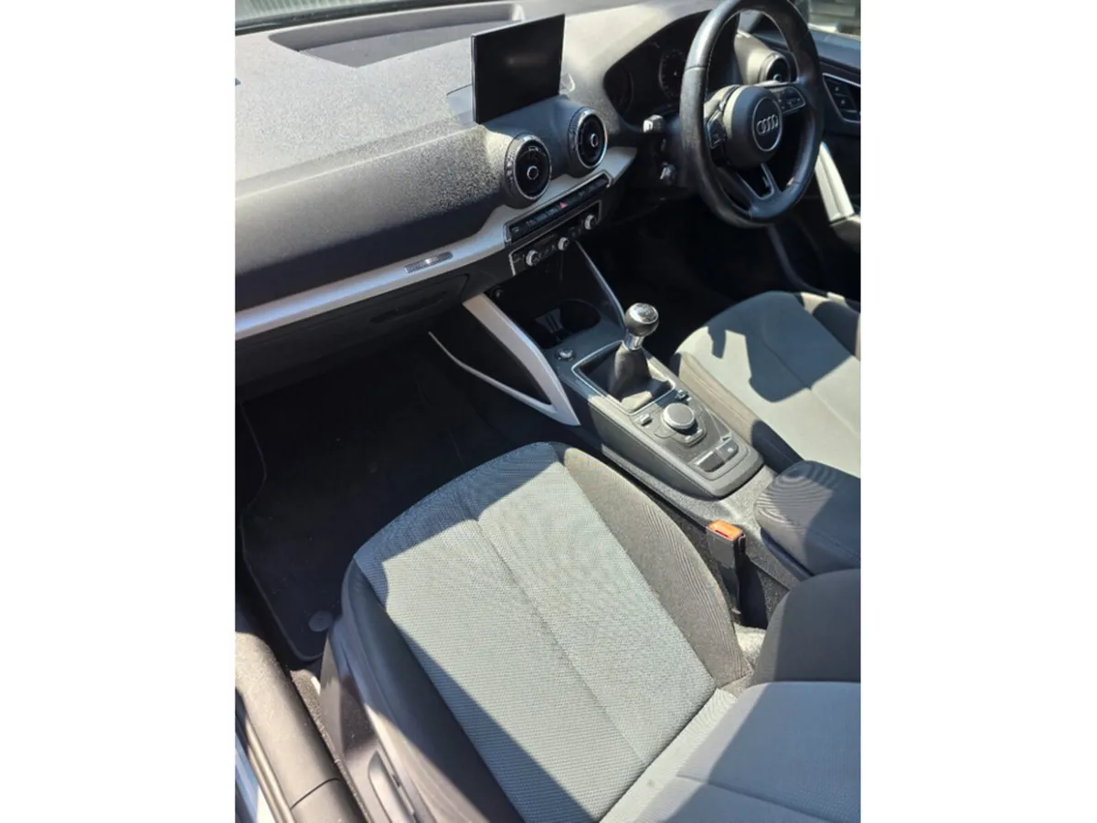 Audi Q2 SUV, Diesel, 2017, Grey