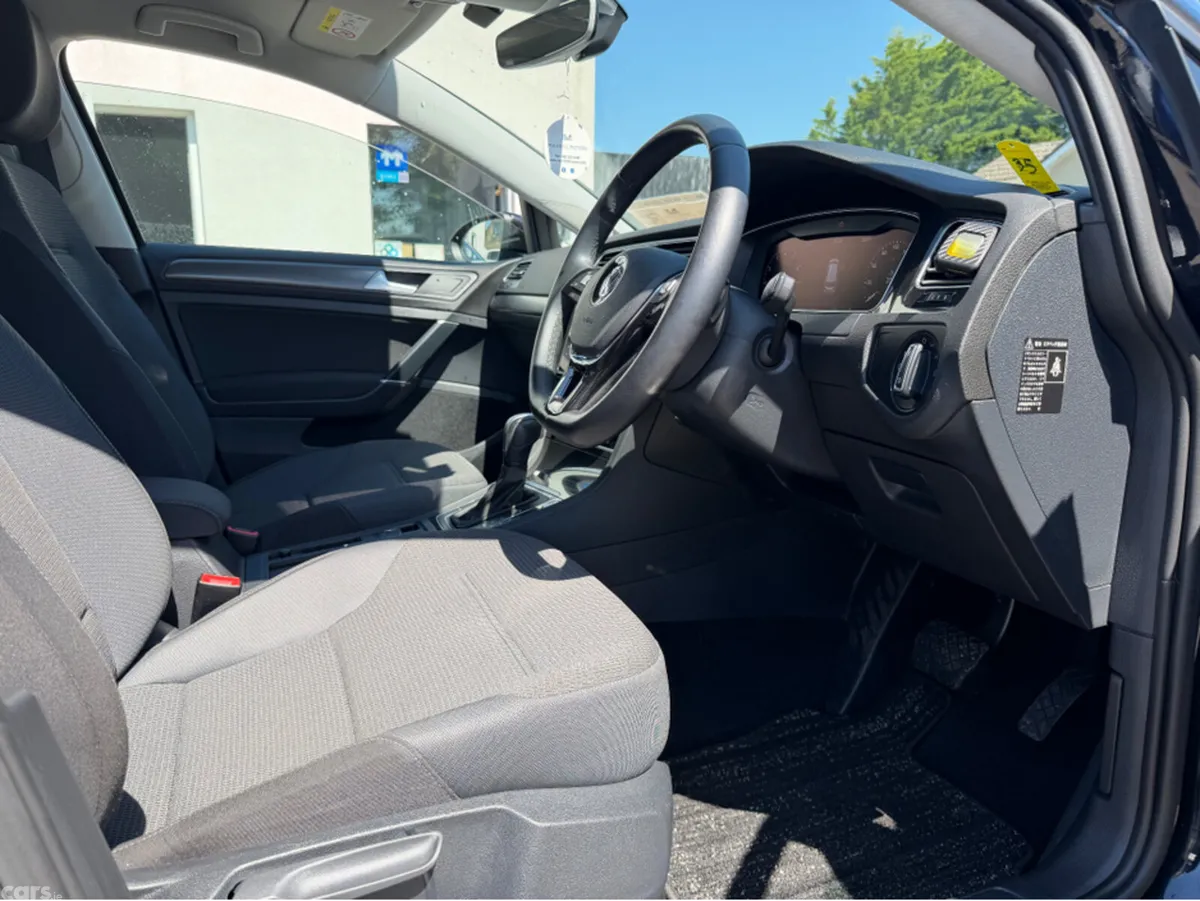 Volkswagen Golf Estate, Petrol, 2020, Black