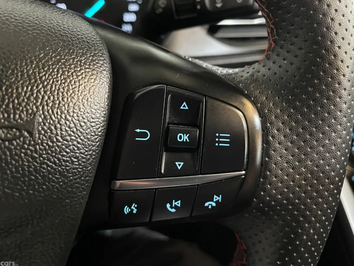 Ford Focus Hatchback, Petrol, 2023, Grey