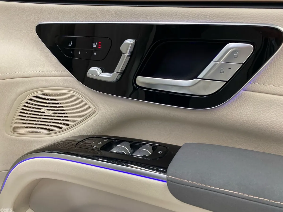 Mercedes-Benz EQS SUV, Electric, 2025, Grey
