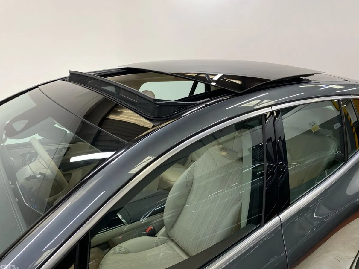 Mercedes-Benz EQS SUV, Electric, 2025, Grey