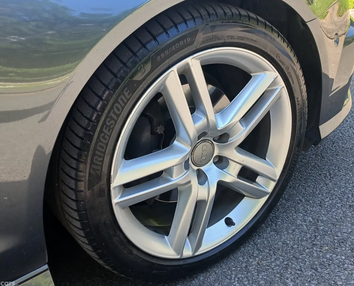 Audi A6 Estate, Diesel, 2018, Grey