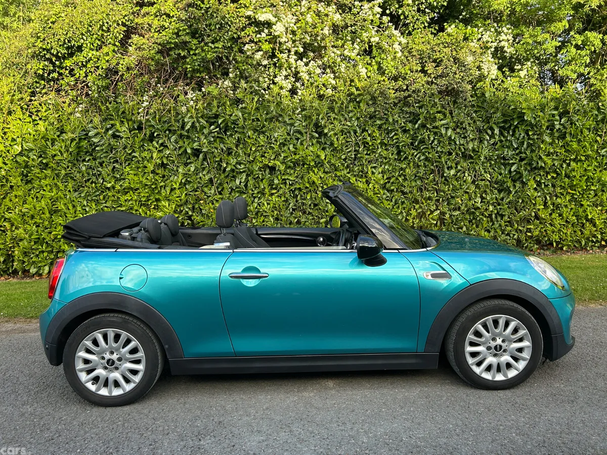 Mini Cooper Convertible, Diesel, 2016, Blue
