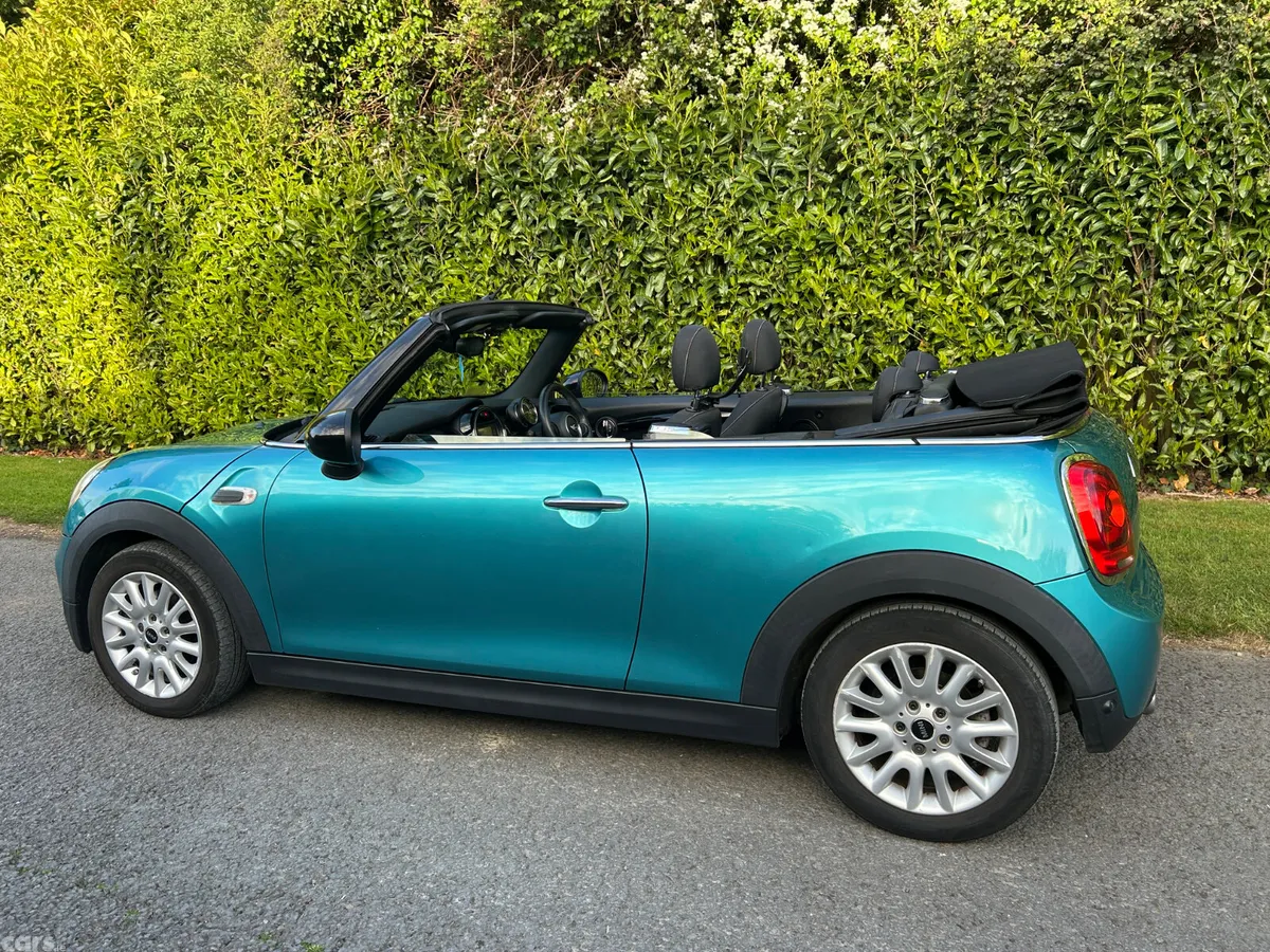 Mini Cooper Convertible, Diesel, 2016, Blue