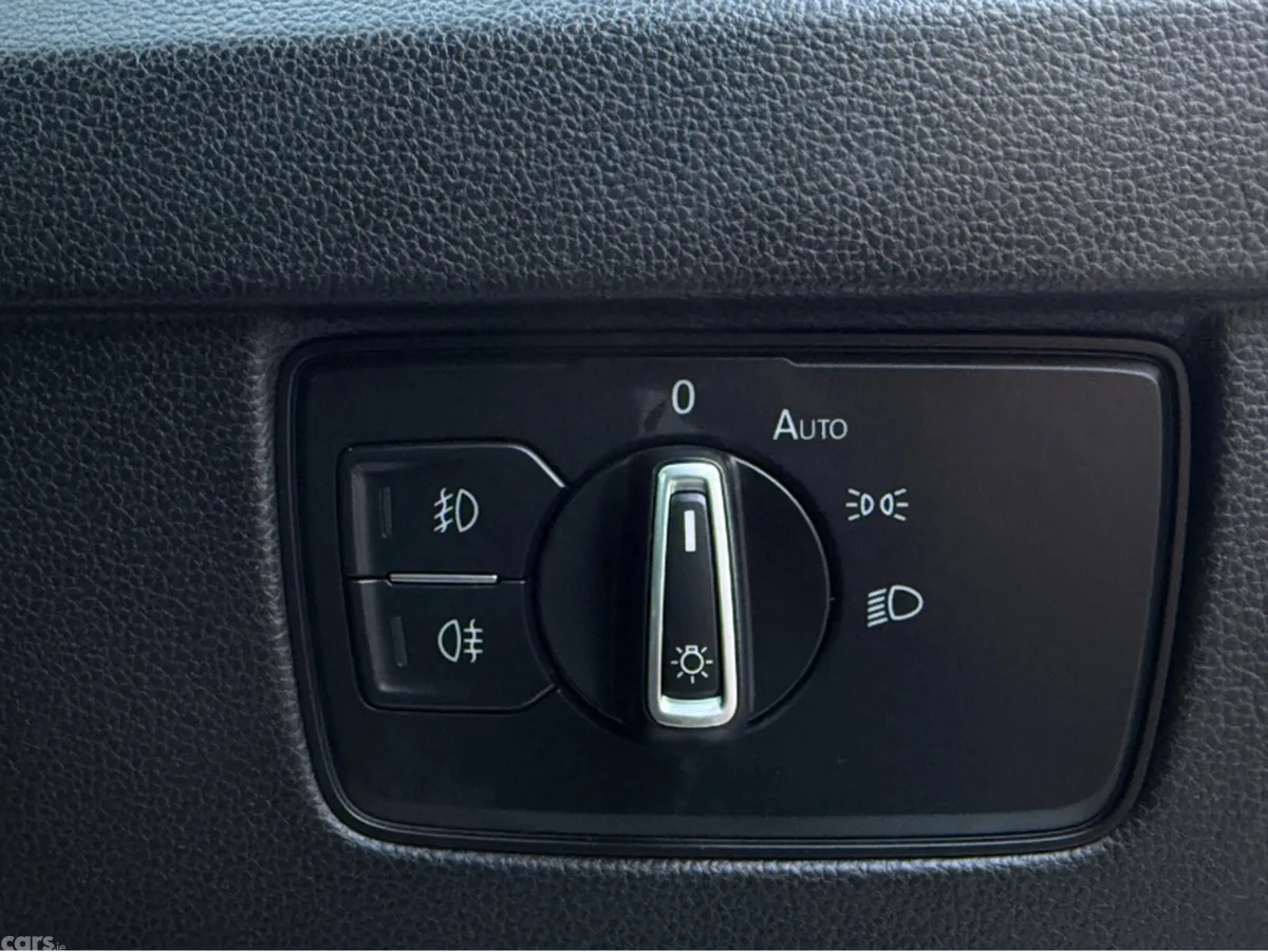 Volkswagen Passat Estate, Diesel, 2018, White
