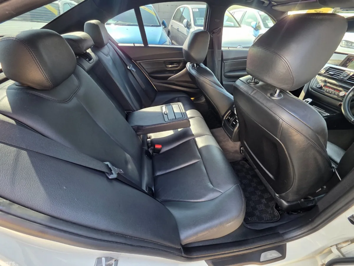 BMW 3-Series Saloon, Diesel, 2013, White
