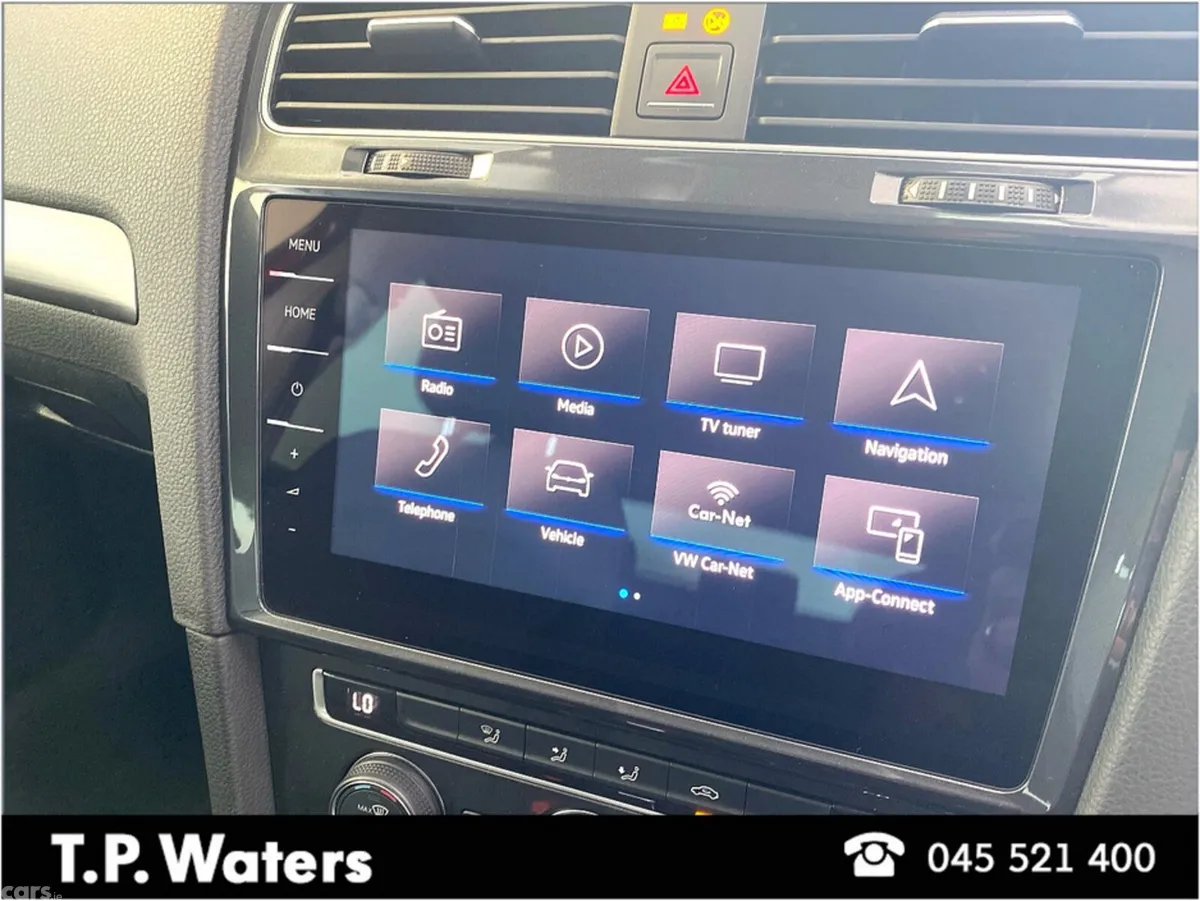 Volkswagen Golf Hatchback, Petrol, 2018, Red