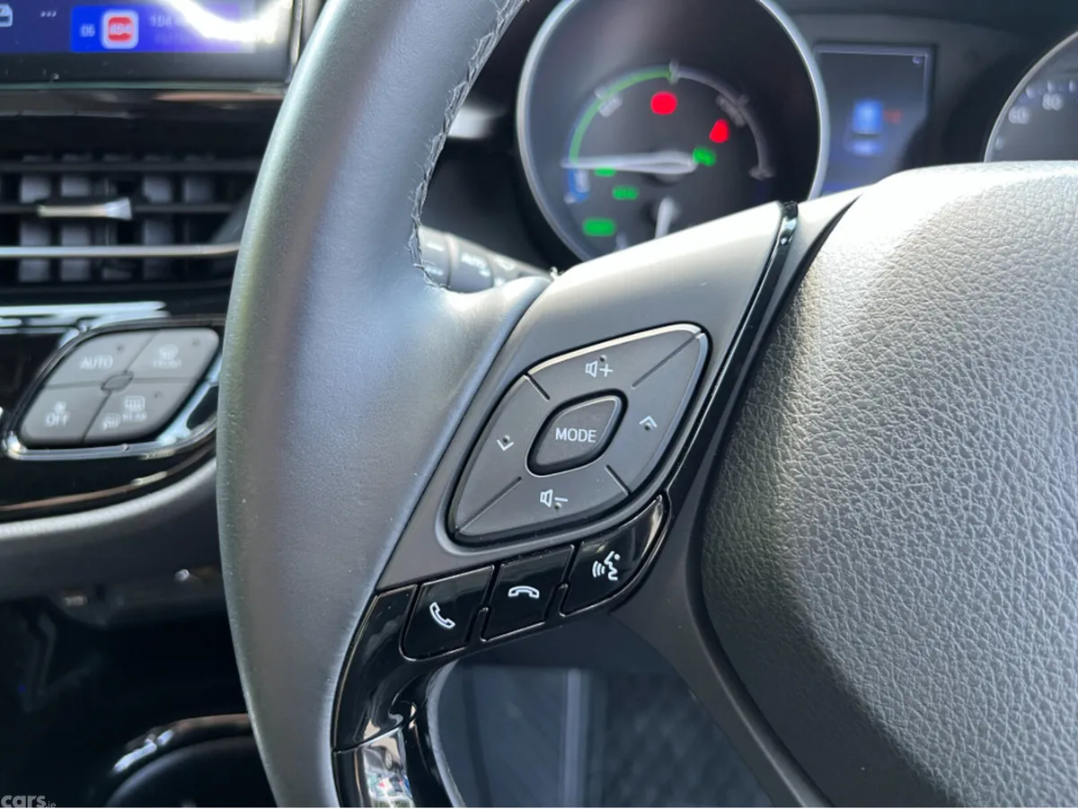 Toyota C-HR SUV, Petrol Hybrid, 2019, Red