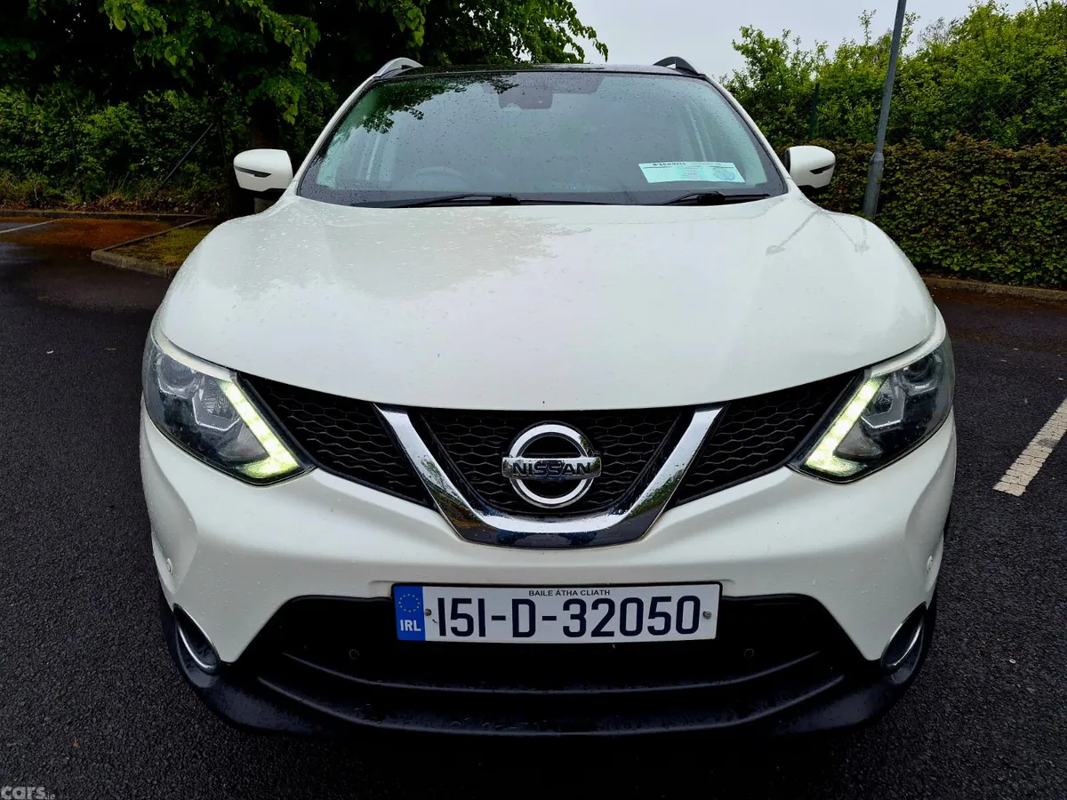 Nissan Qashqai Hatchback, Diesel, 2015, White