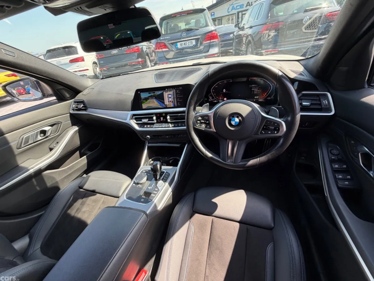 BMW 3-Series Saloon, Diesel, 2021, White