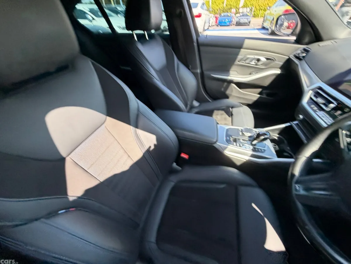BMW 3-Series Saloon, Diesel, 2021, White
