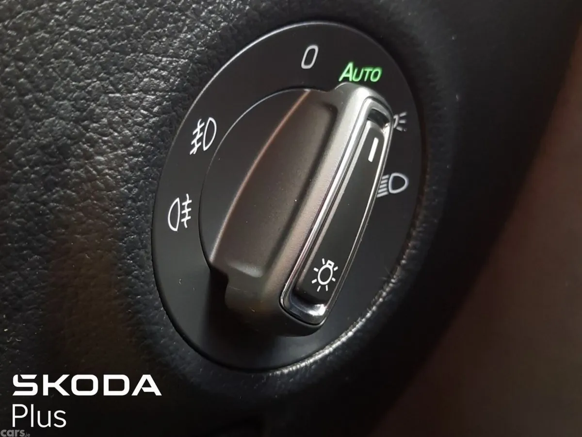 Skoda Superb Saloon, Diesel, 2024, Black