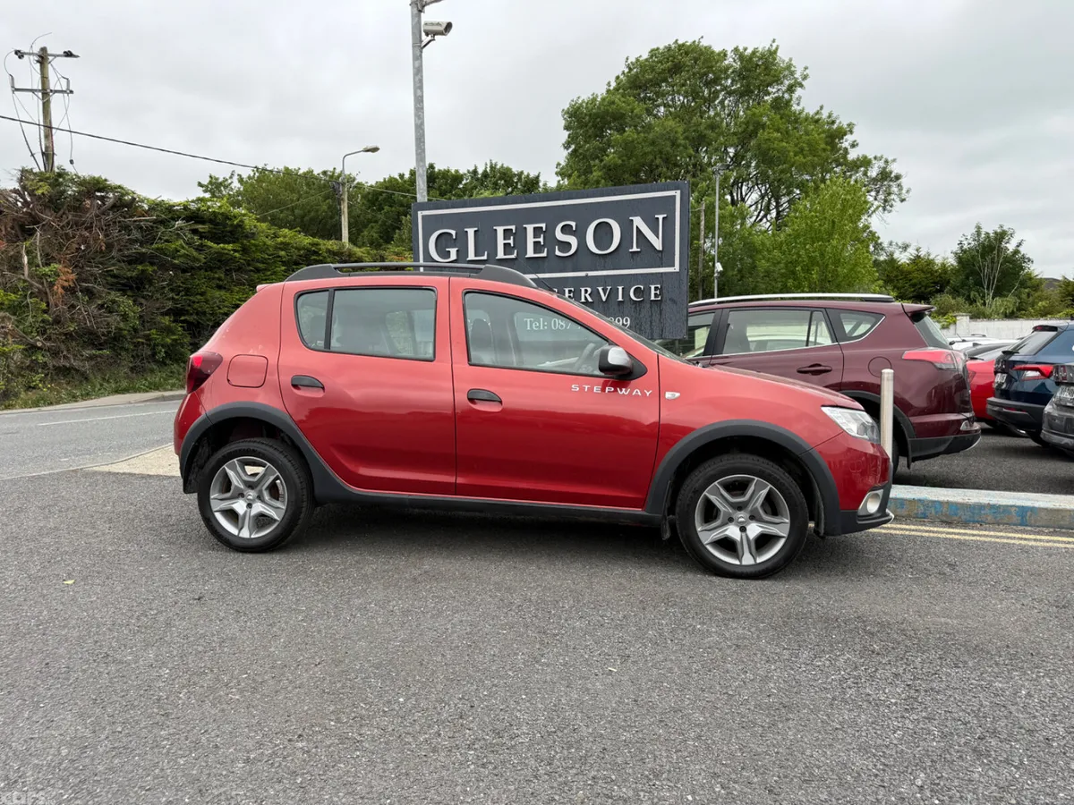 Dacia Sandero Stepway Hatchback, Diesel, 2018, Red