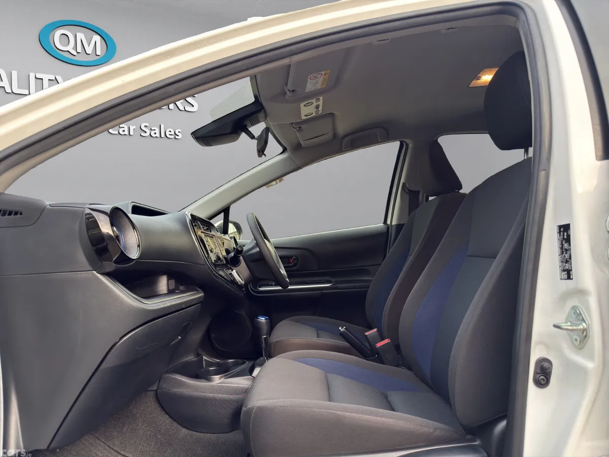 Toyota Aqua Hatchback, Petrol Hybrid, 2020, White