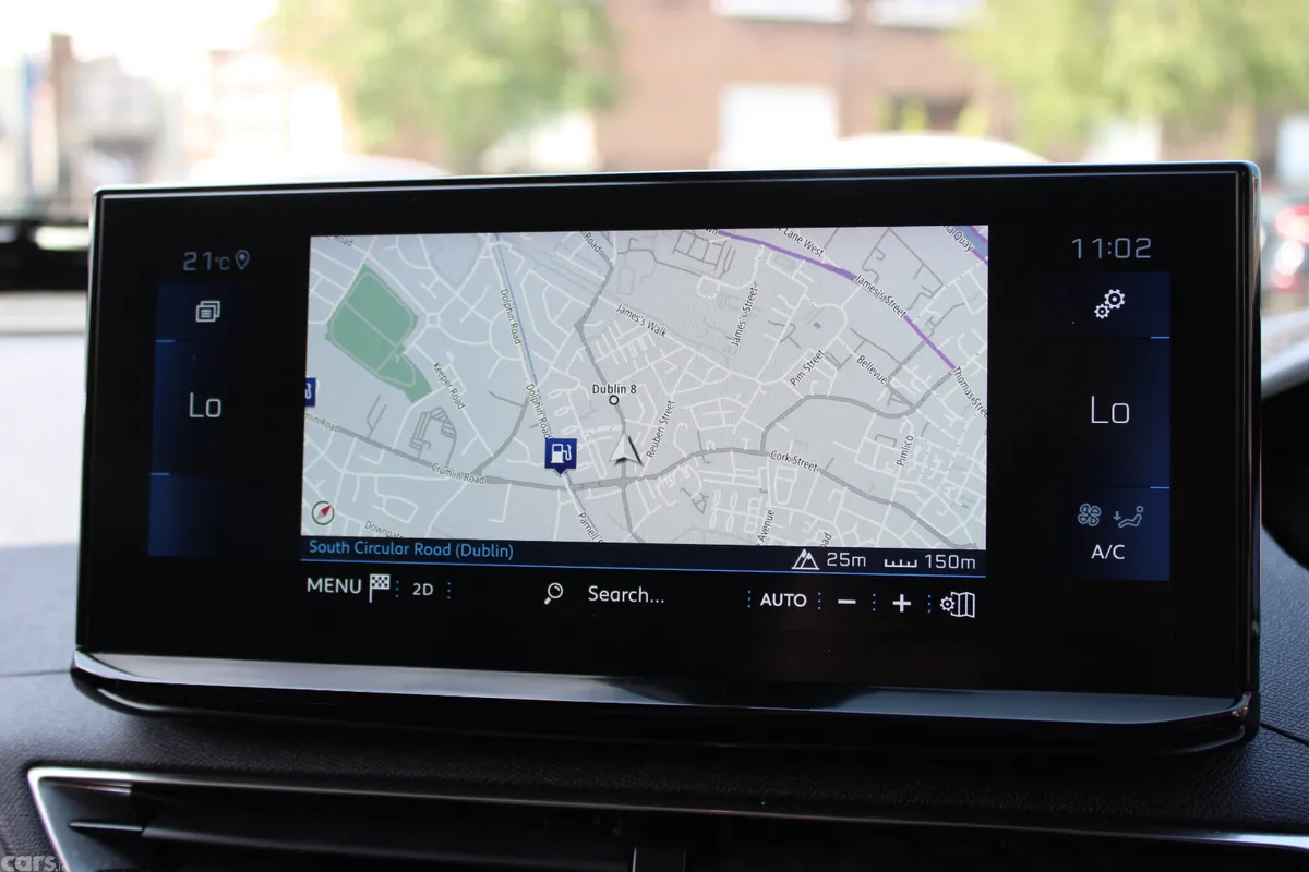 Peugeot 5008 MPV, Diesel, 2022, Grey