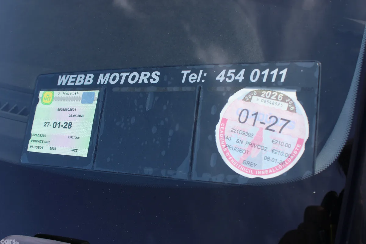 Peugeot 5008 MPV, Diesel, 2022, Grey