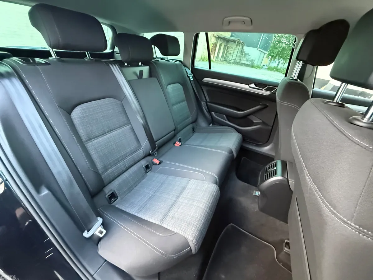 Volkswagen Passat Estate, Diesel, 2020, Black