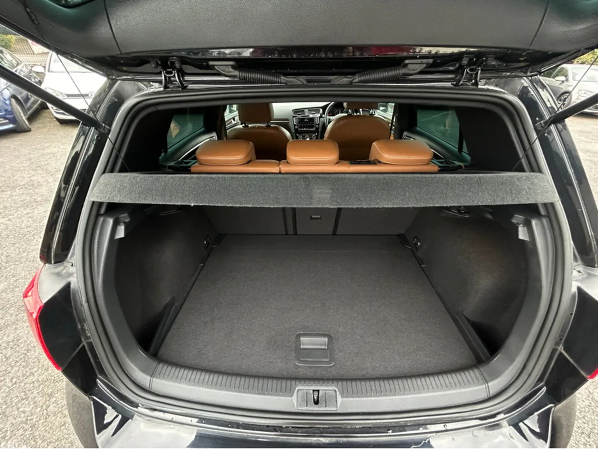 Volkswagen Golf Hatchback, Petrol, 2016, Black