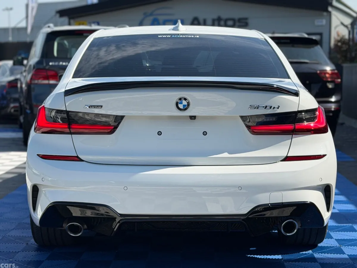 BMW 3-Series Saloon, Diesel, 2019, White
