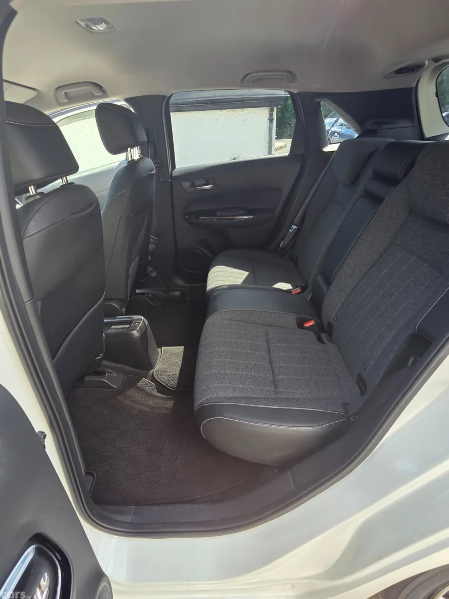 Honda Fit Hatchback, Petrol Hybrid, 2021, White