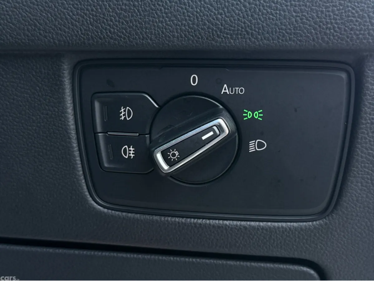 Volkswagen Passat Estate, Diesel, 2018, White