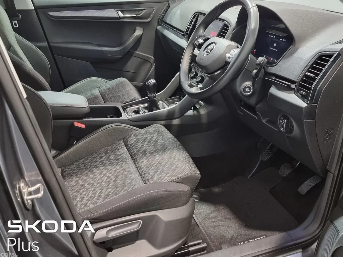 Skoda Karoq SUV, Diesel, 2022, Grey