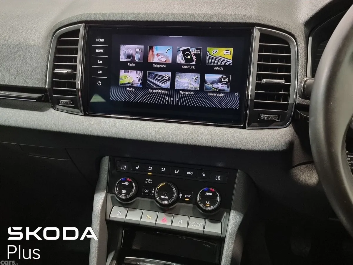 Skoda Karoq SUV, Diesel, 2022, Grey