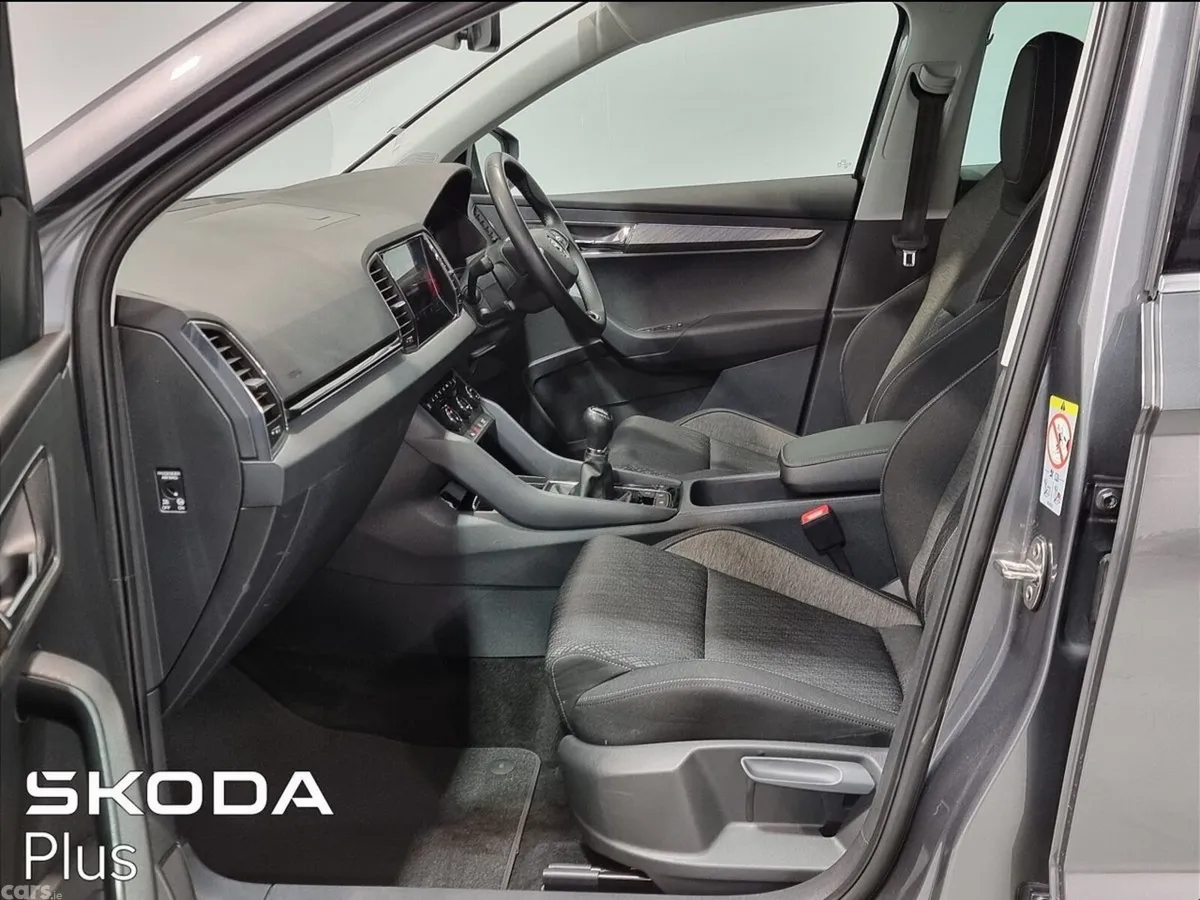 Skoda Karoq SUV, Diesel, 2022, Grey
