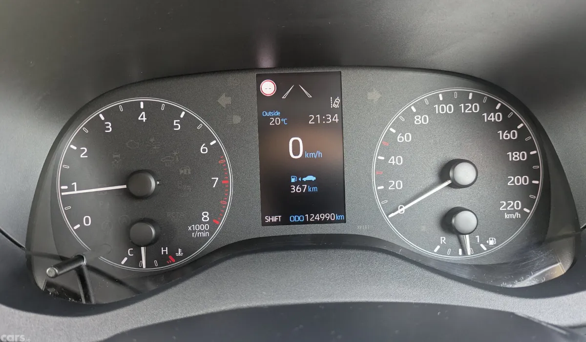 Toyota Yaris Hatchback, Petrol, 2022, Red