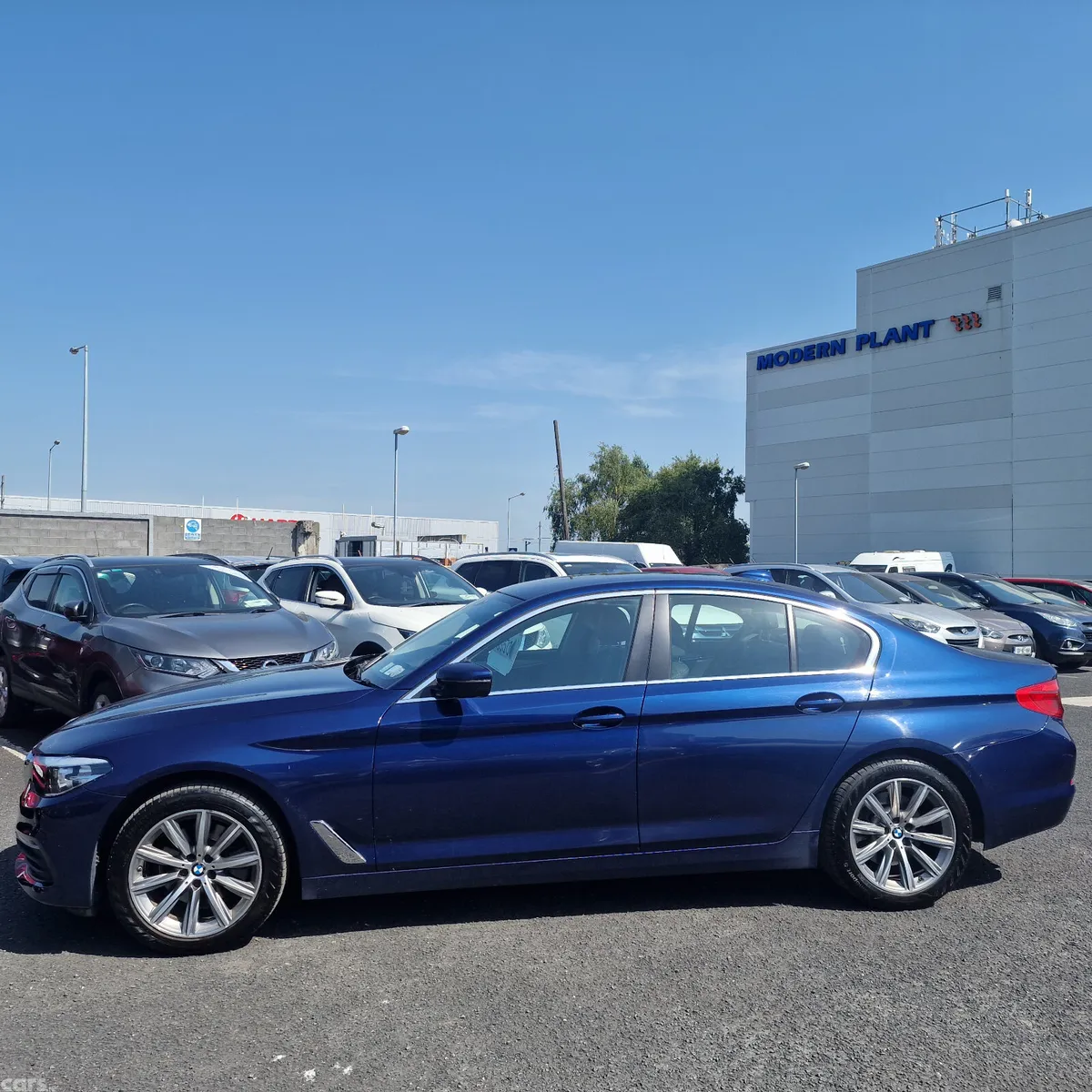 BMW 5-Series Saloon, Diesel, 2019, Blue