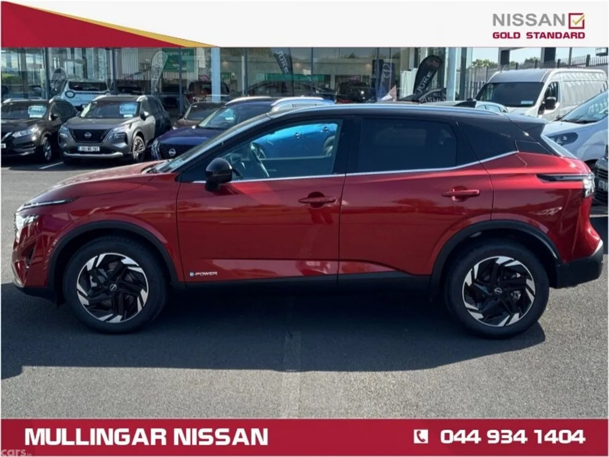 Nissan Qashqai SUV, Petrol Hybrid, 2026, Red