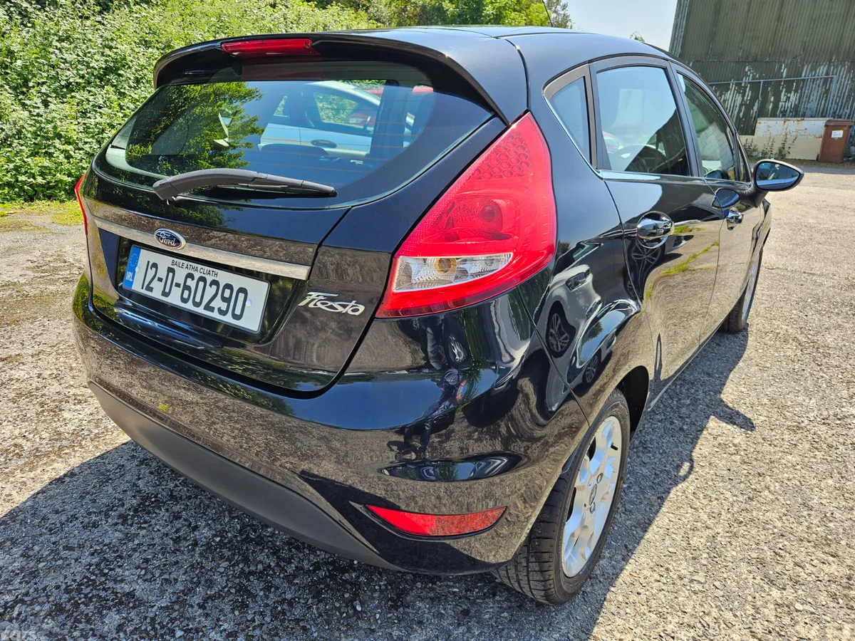 Ford Fiesta Hatchback, Petrol, 2012, Black