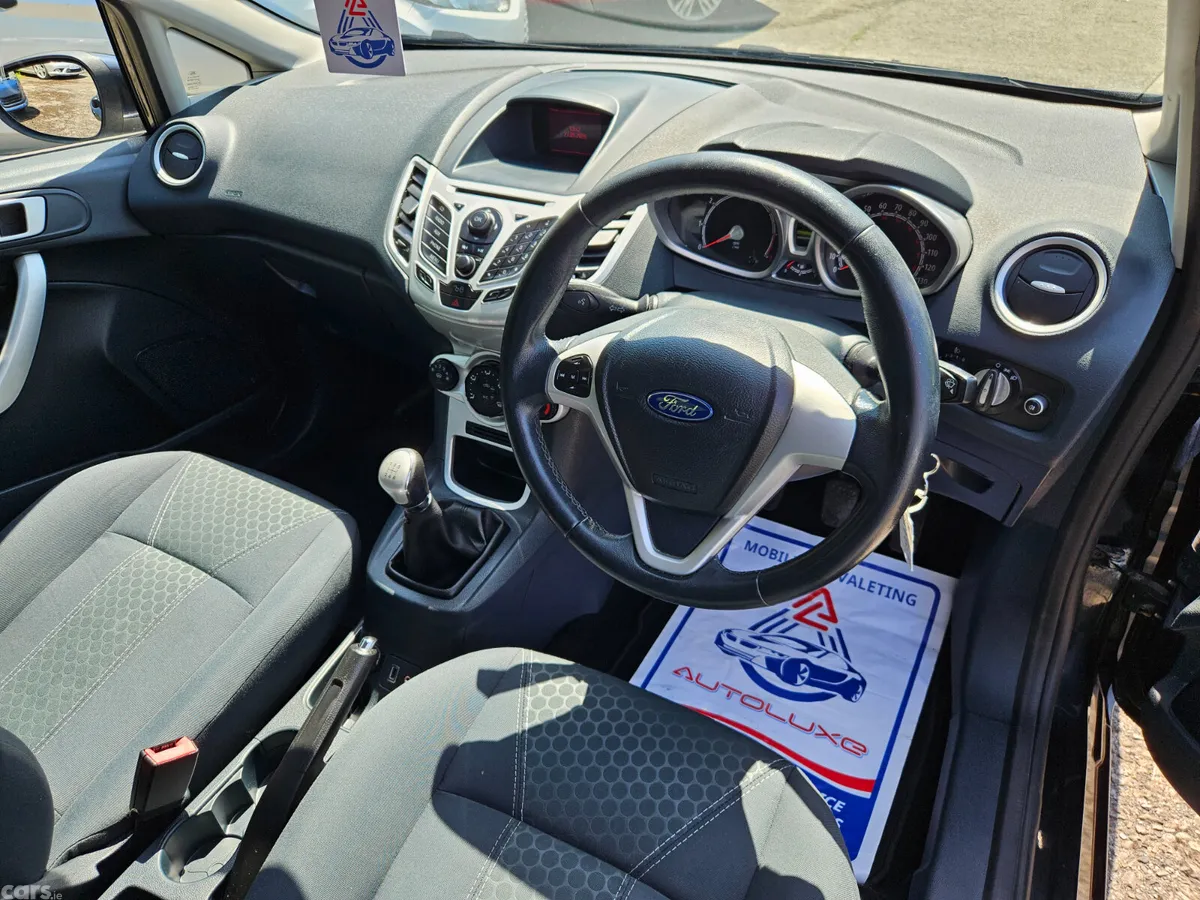 Ford Fiesta Hatchback, Petrol, 2012, Black