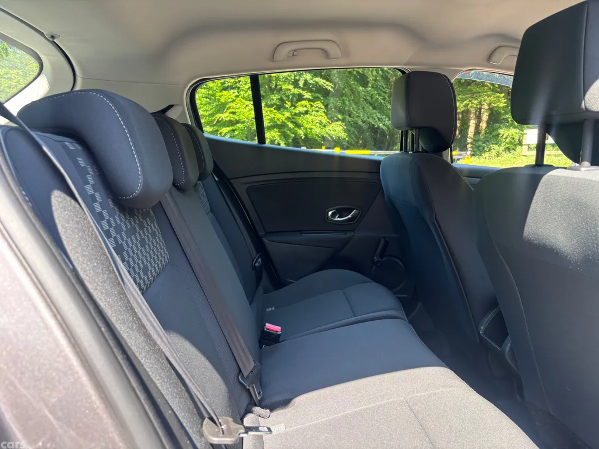 Renault Megane Hatchback, Diesel, 2013, Grey