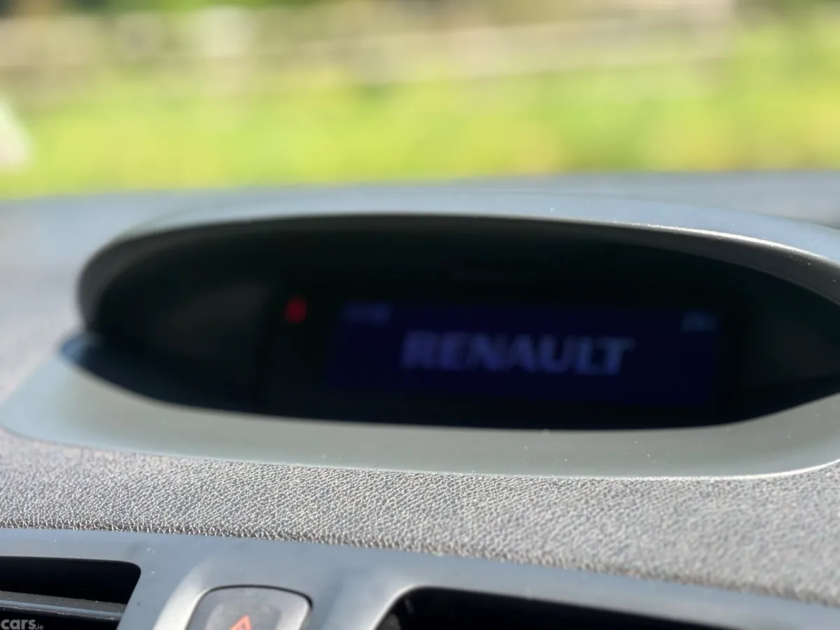 Renault Megane Hatchback, Diesel, 2013, Grey