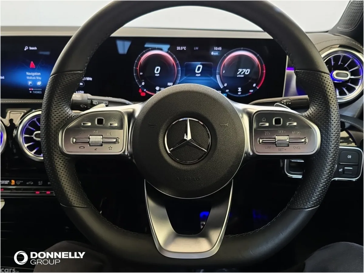 Mercedes-Benz CLA Estate, Diesel, 2019, Red