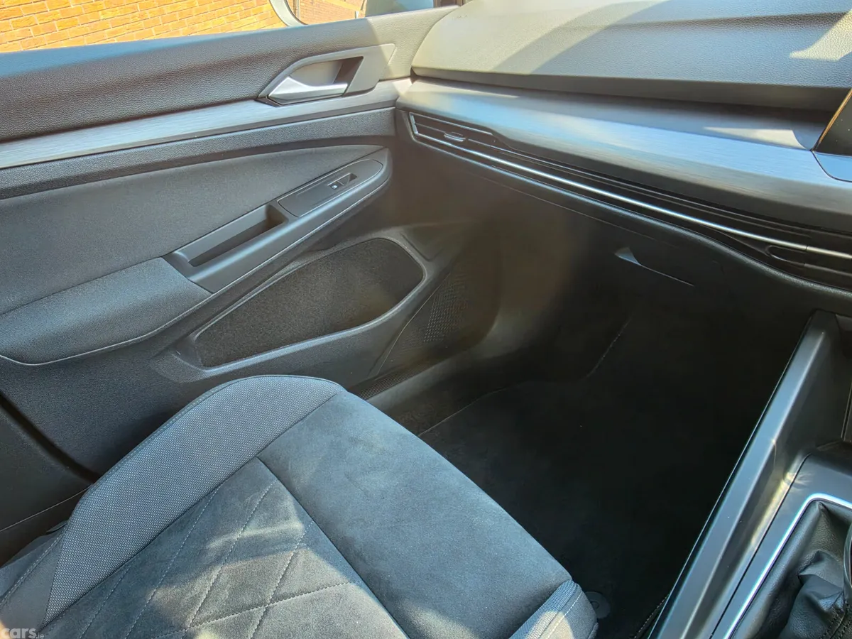 Volkswagen Golf Estate, Petrol, 2022, Black
