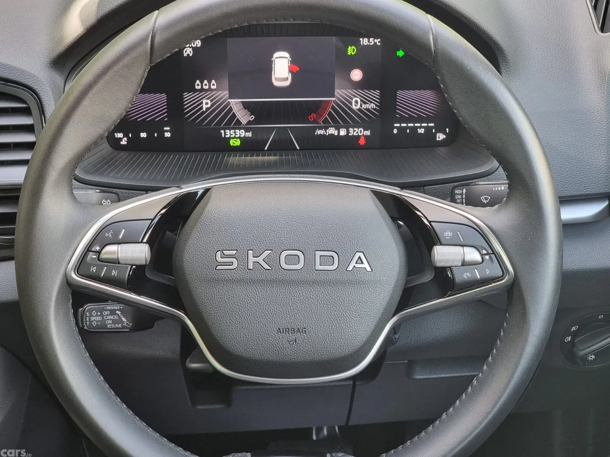 Skoda Karoq MPV, Diesel, 2025, Red