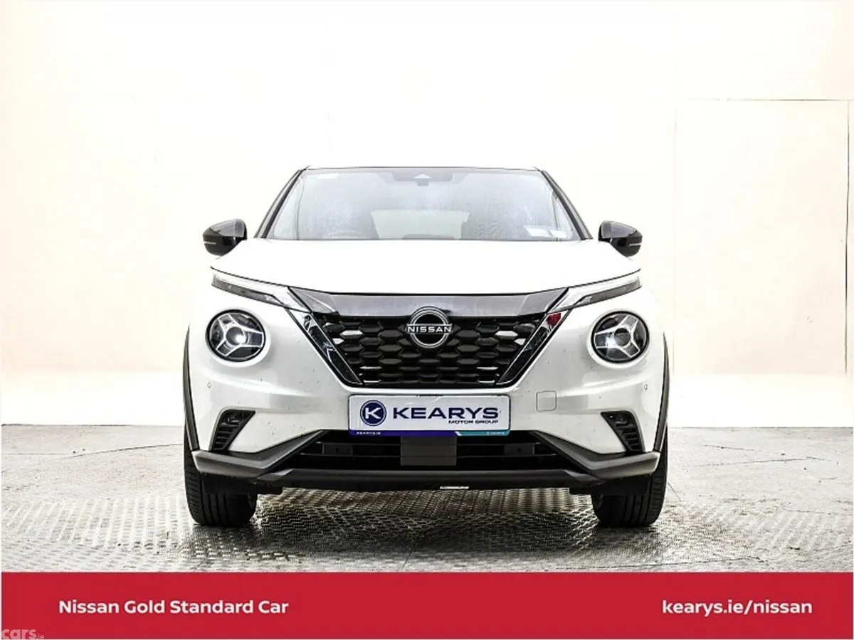 Nissan Juke SUV, Petrol Hybrid, 2023, White