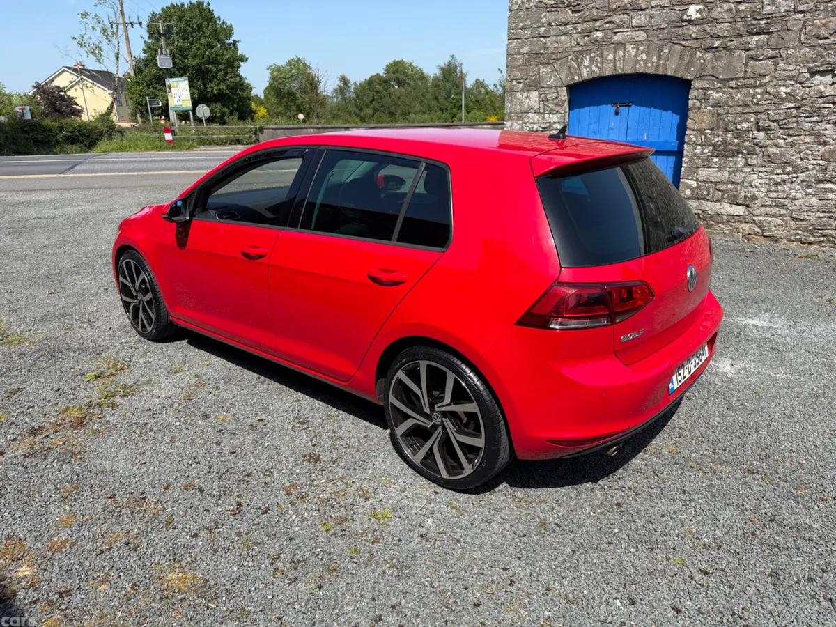 Volkswagen Golf Hatchback, Diesel, 2015, Red