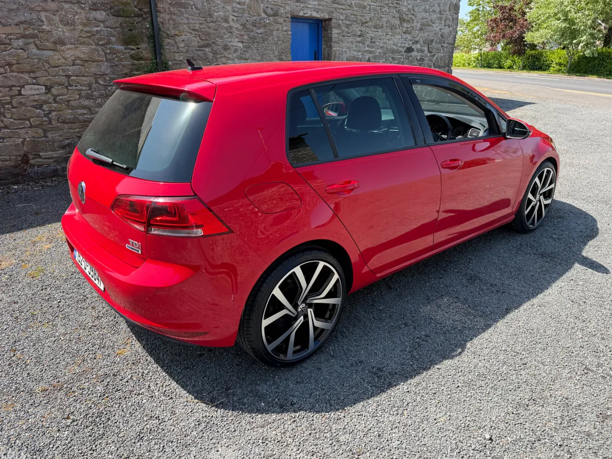 Volkswagen Golf Hatchback, Diesel, 2015, Red