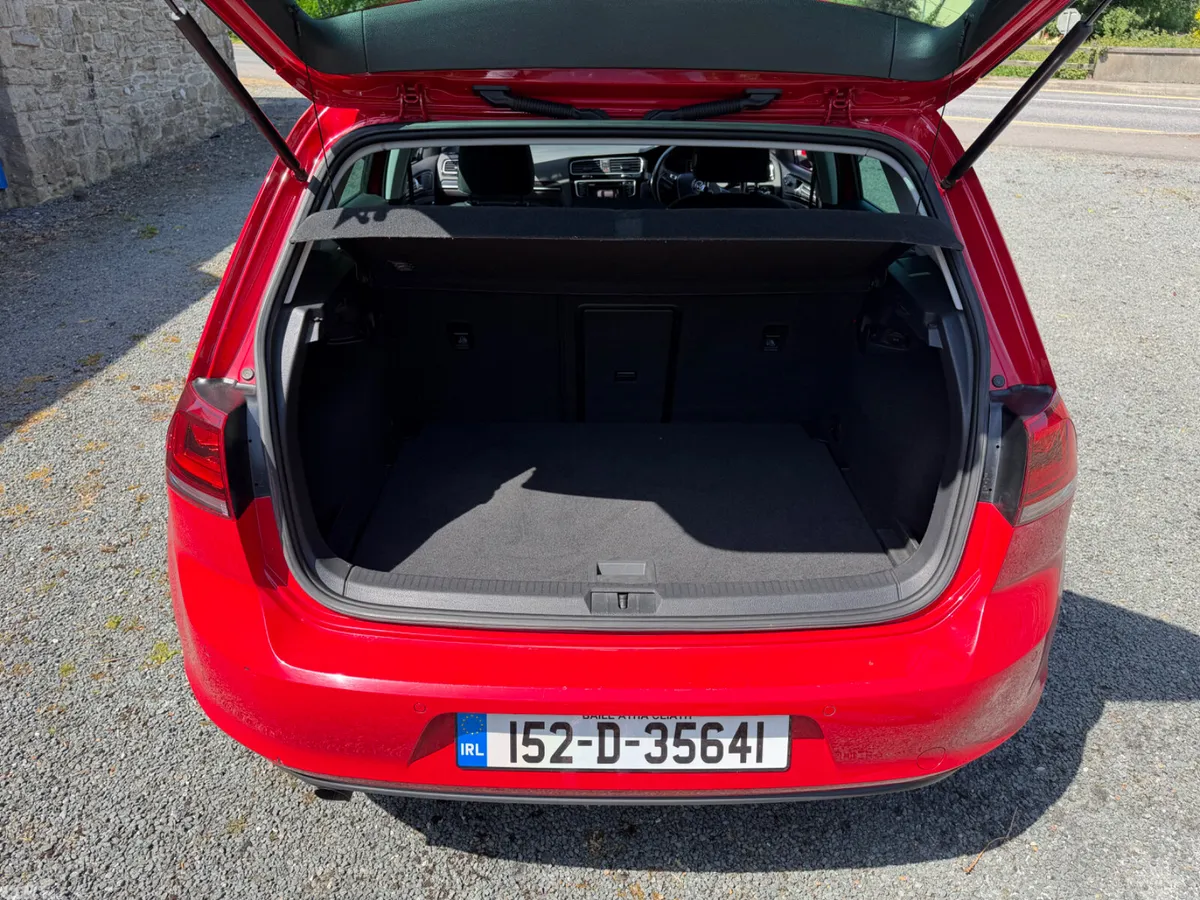 Volkswagen Golf Hatchback, Diesel, 2015, Red