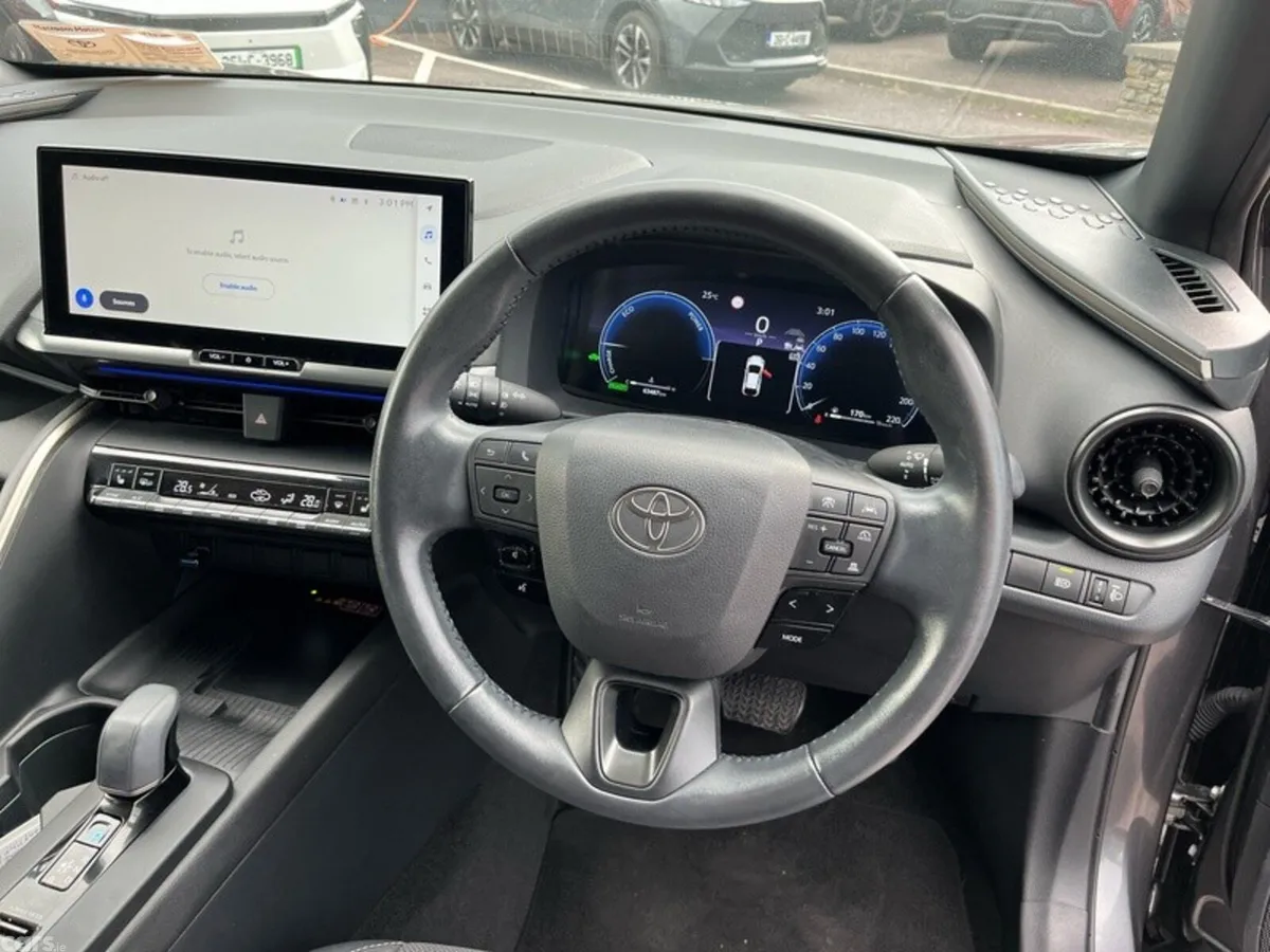 Toyota C-HR SUV, Petrol Hybrid, 2024, Grey