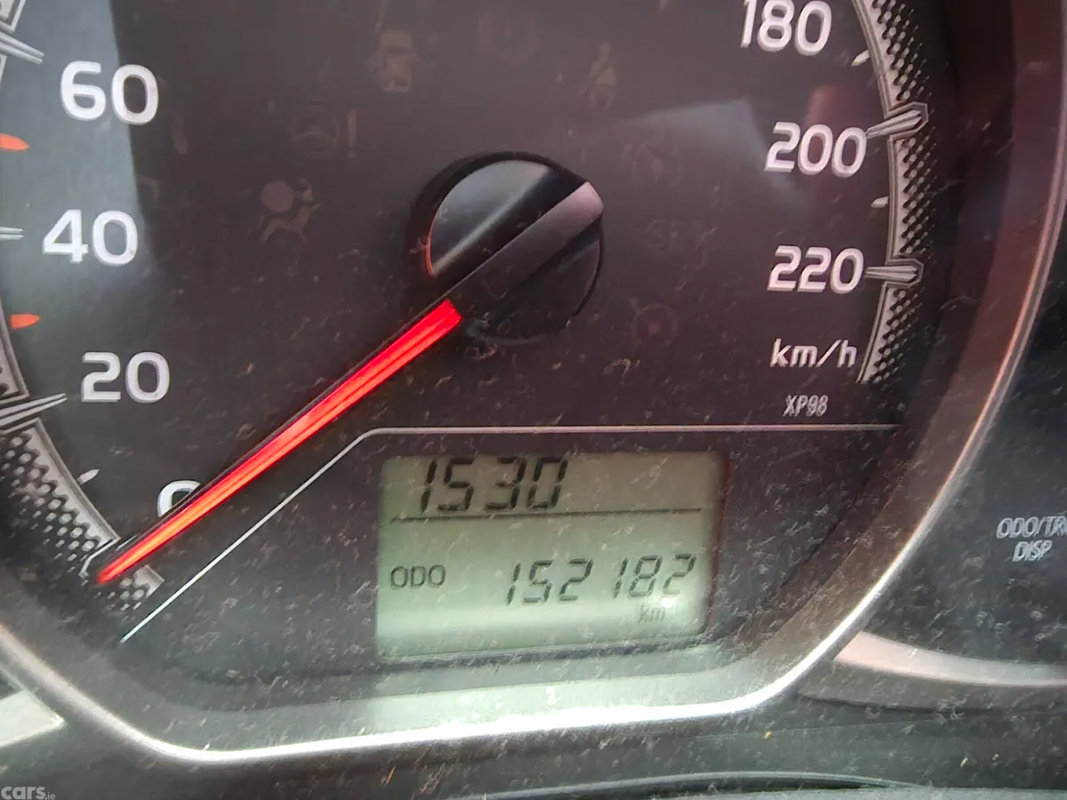 Toyota Yaris Hatchback, Petrol, 2016, Grey