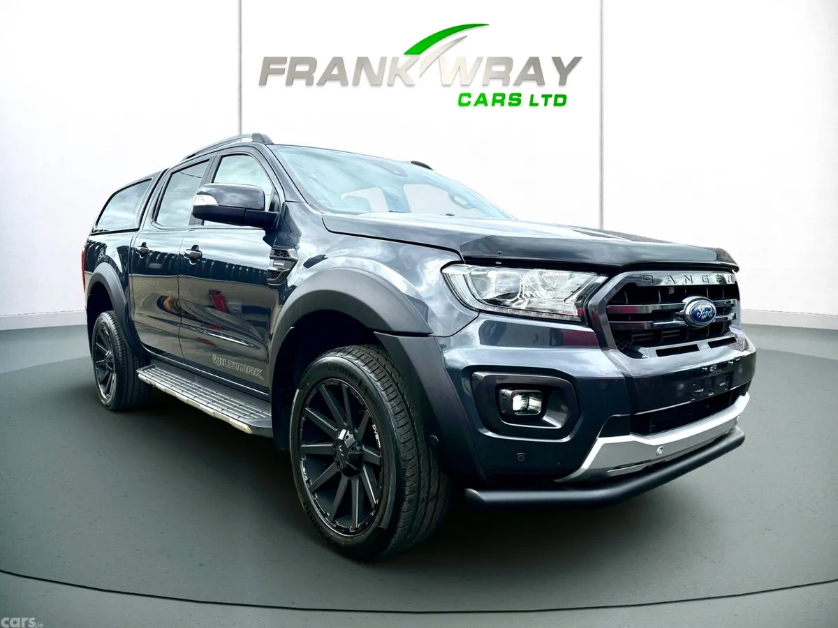 Nissan Navara Pick Up, Diesel, 2021, Grey